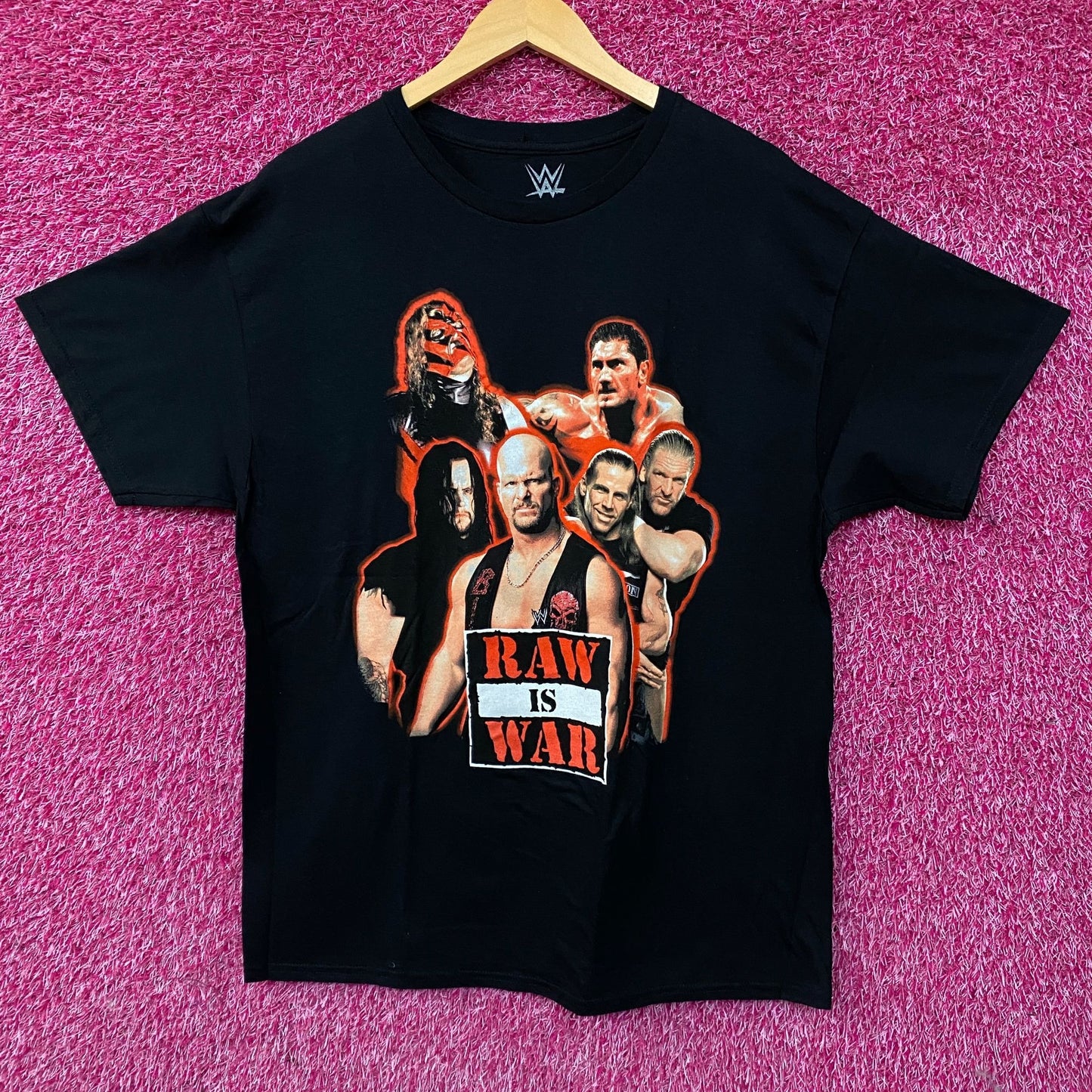 WWE Monday Night Raw Poster Raw is War T-Shirt Large