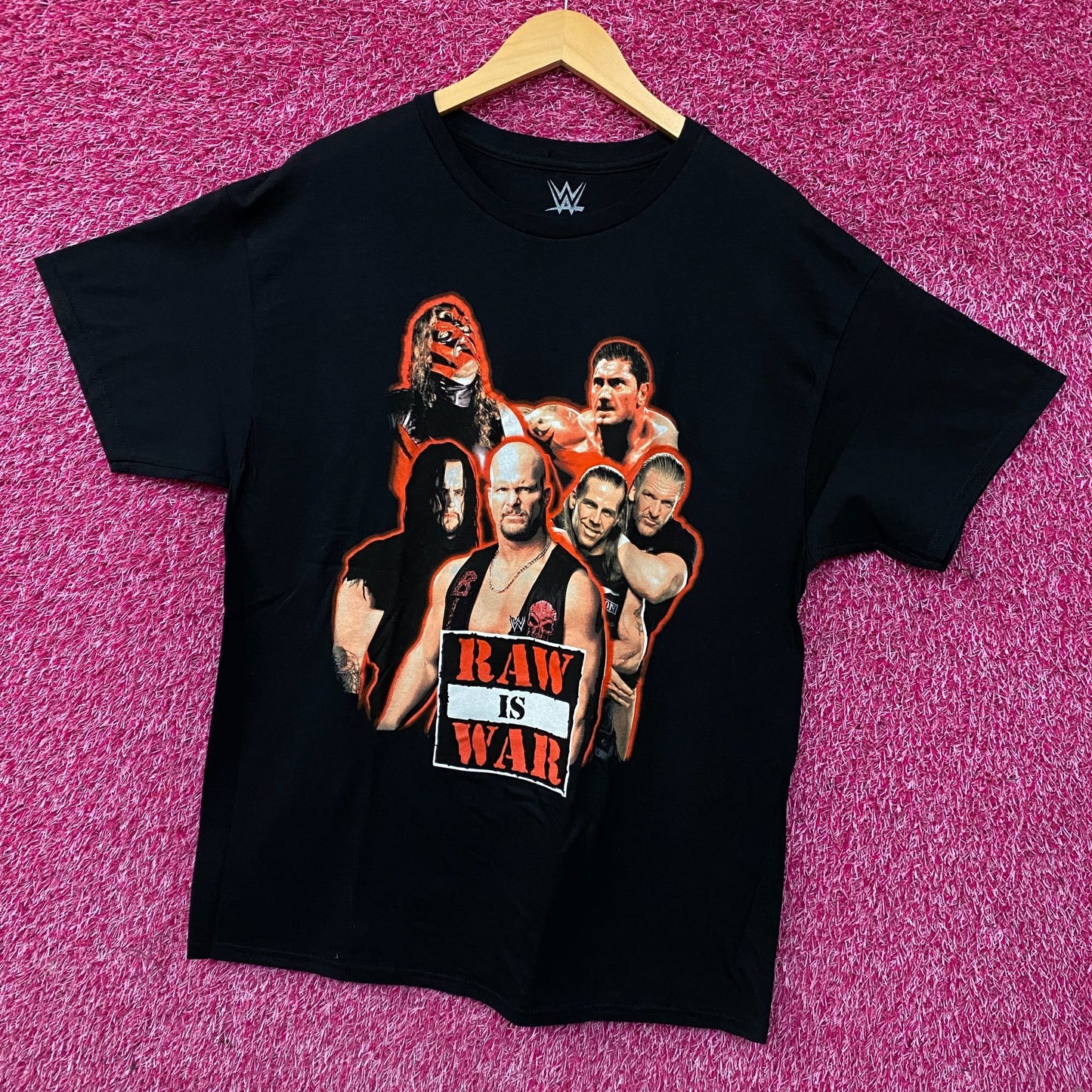 WWE Monday Night Raw Poster Raw is War T-Shirt Large