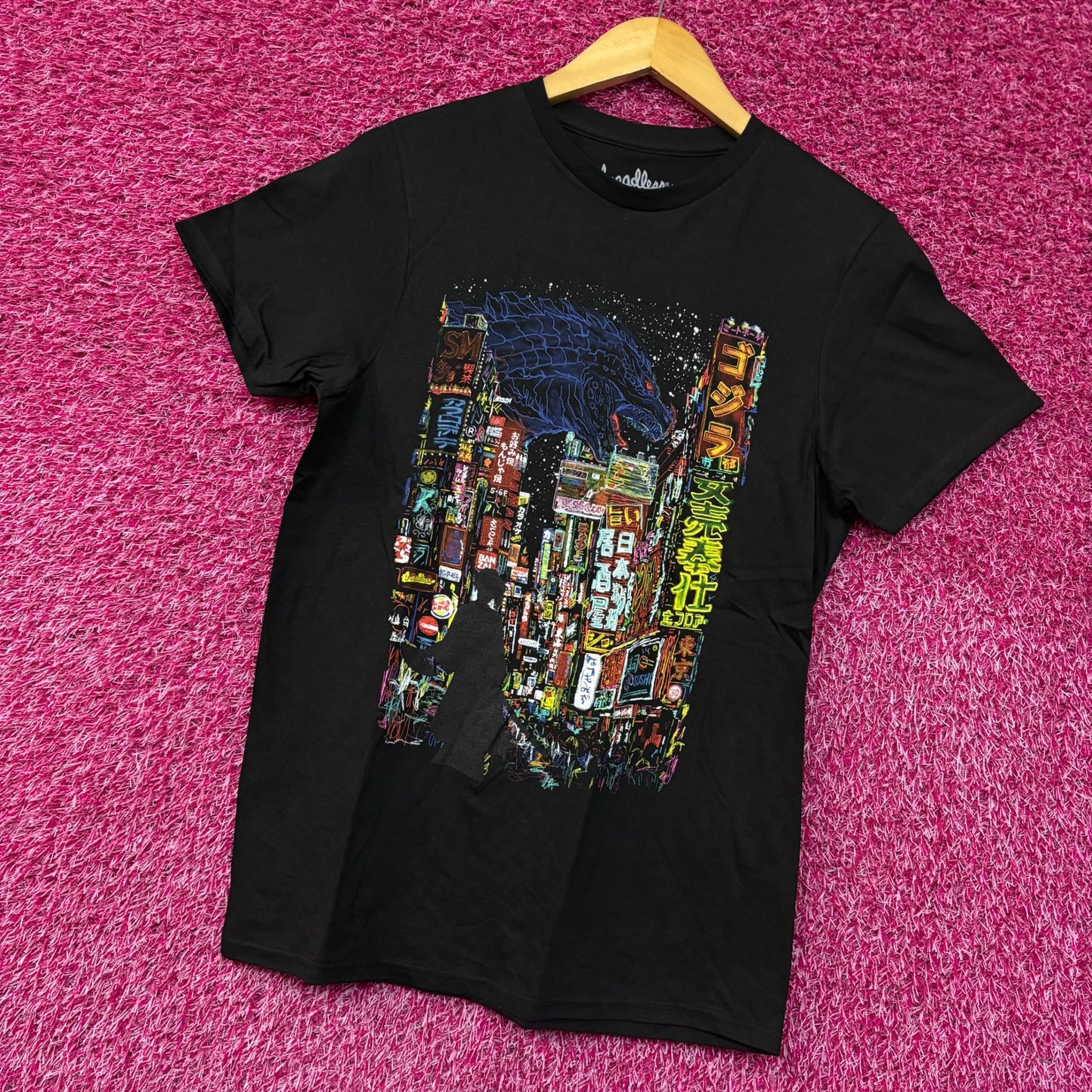 Threadless Godzilla Kaiju City Graphic Design T-Shirt Size Small
