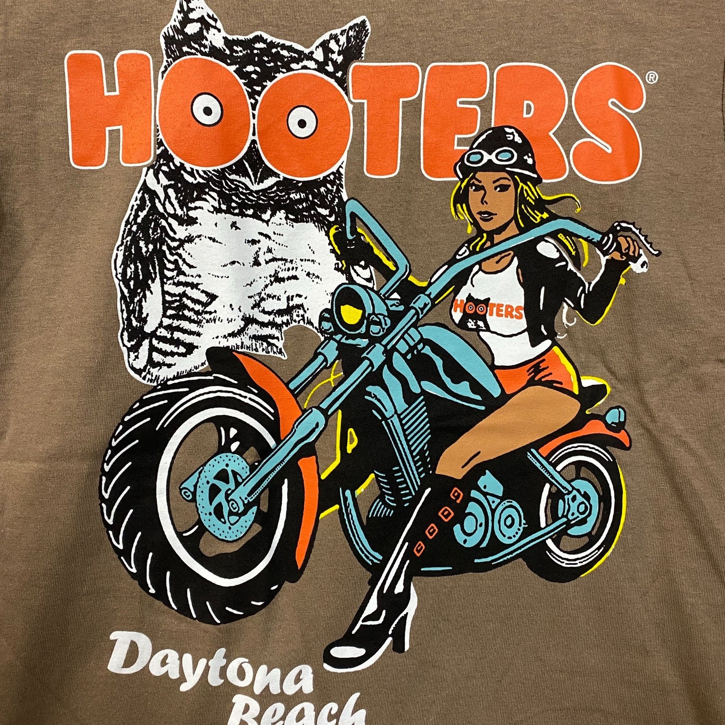 Hooters Daytona Beach Motorcycle Club T-Shirt Small
