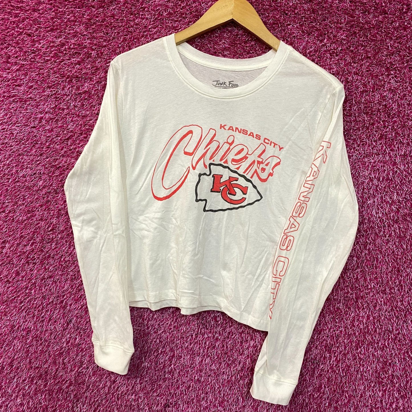 Junk Food NFL Kansas City Chiefs Long Sleeve Cropped T-Shirt XS