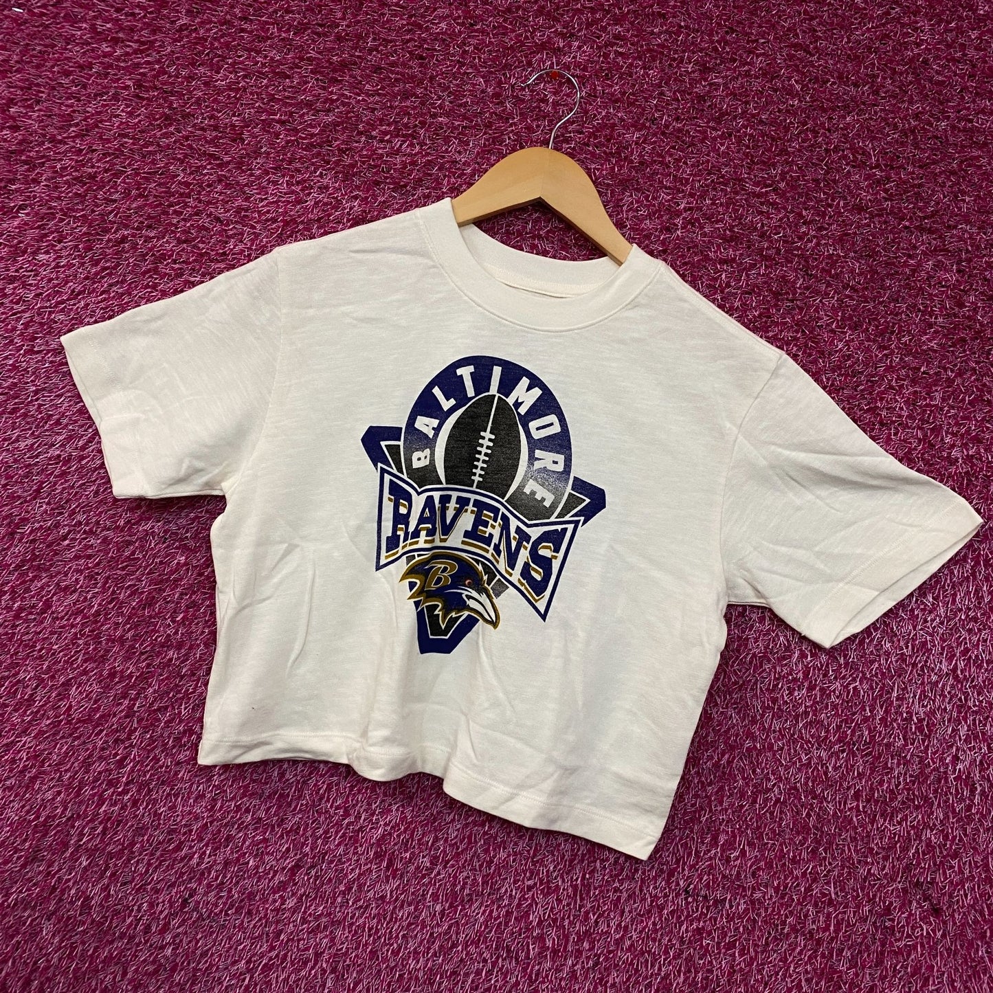 Junk Food Clothing Baltimore Ravens Women's Mock Neck Crop T-Shirt XS