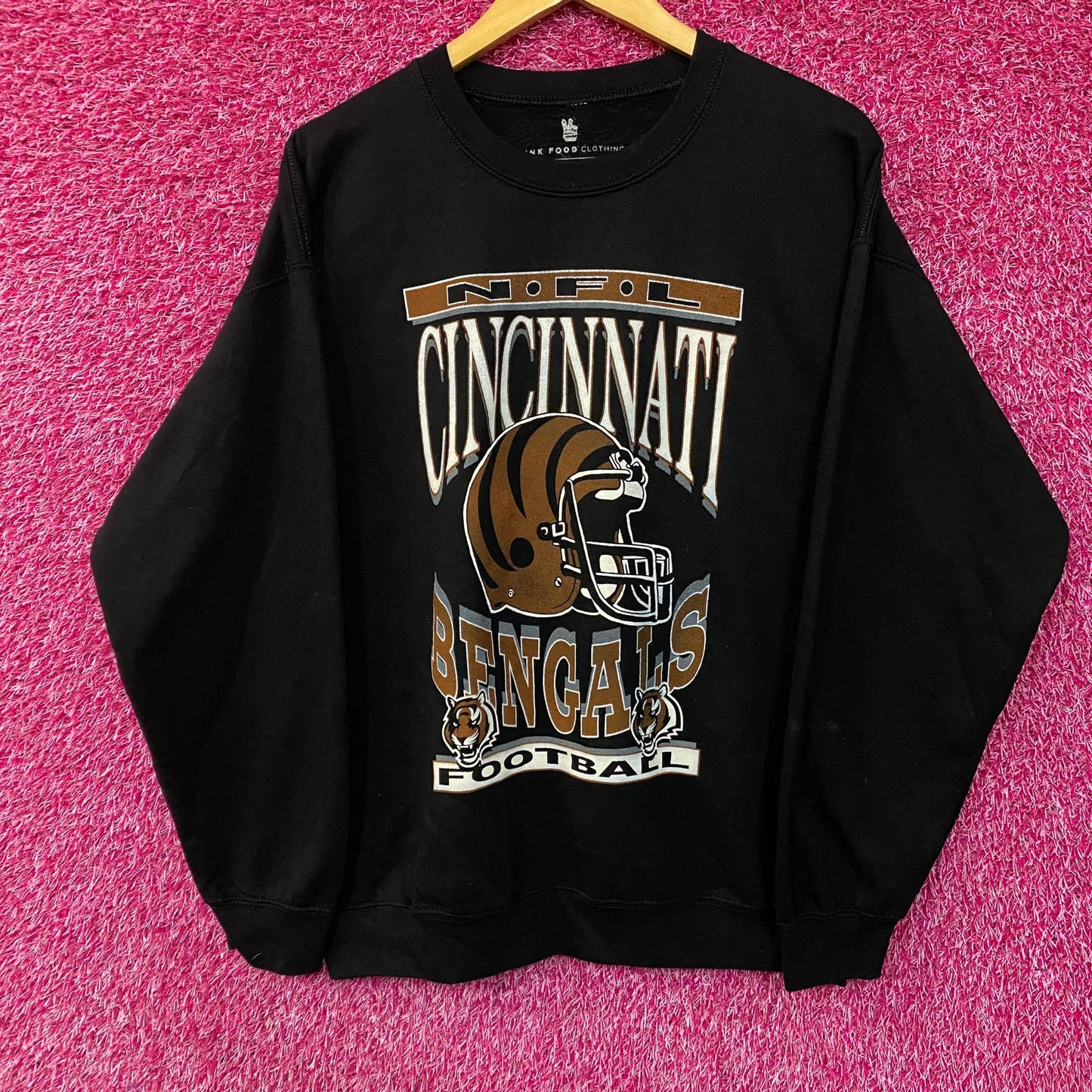 Cincinnati Bengals NFL Helmet Logo Crewneck Sweatshirt Medium