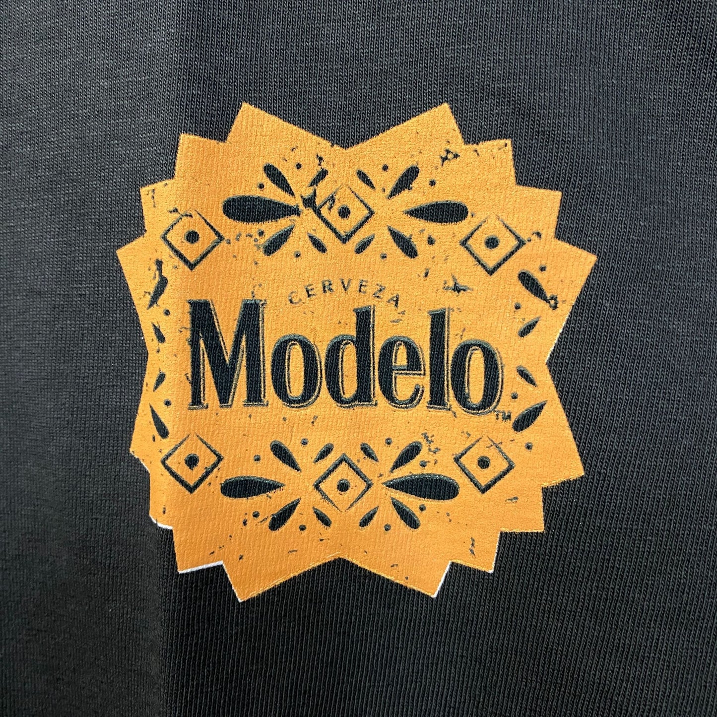 Modelo Cerveza Mexico Viva La Tradicion T-Shirt Medium