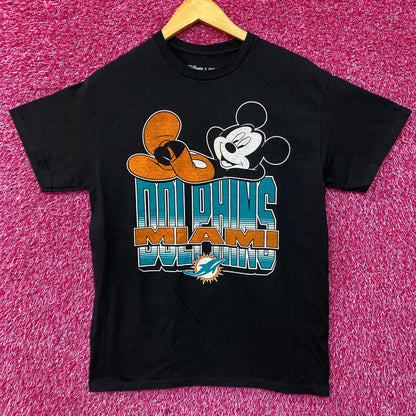 Disney x Junk Food NFL Miami Dolphins Mickey Mouse Kick Back T-Shirt Small