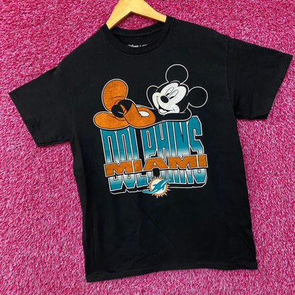 Disney x Junk Food NFL Miami Dolphins Mickey Mouse Kick Back T-Shirt Small