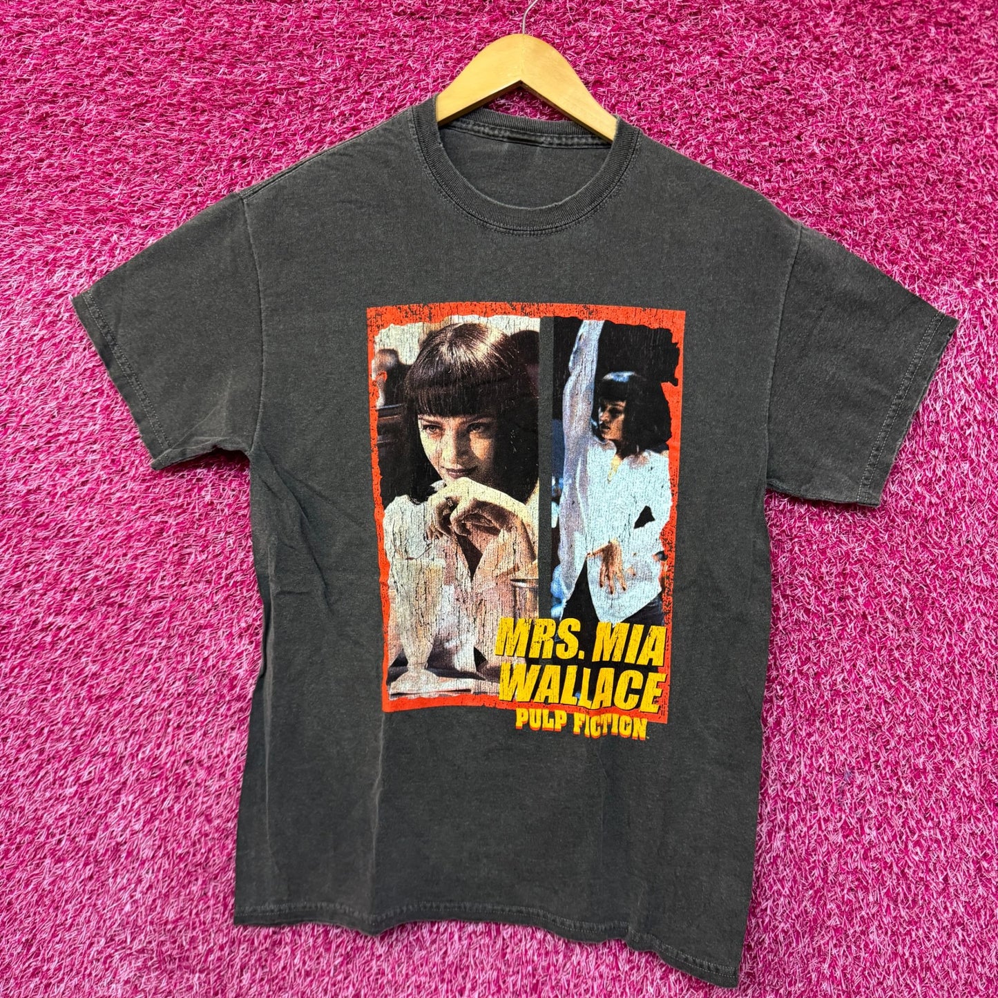 Pulp Fiction Mrs Mia Wallace Dance Date Poster Movie Tee M