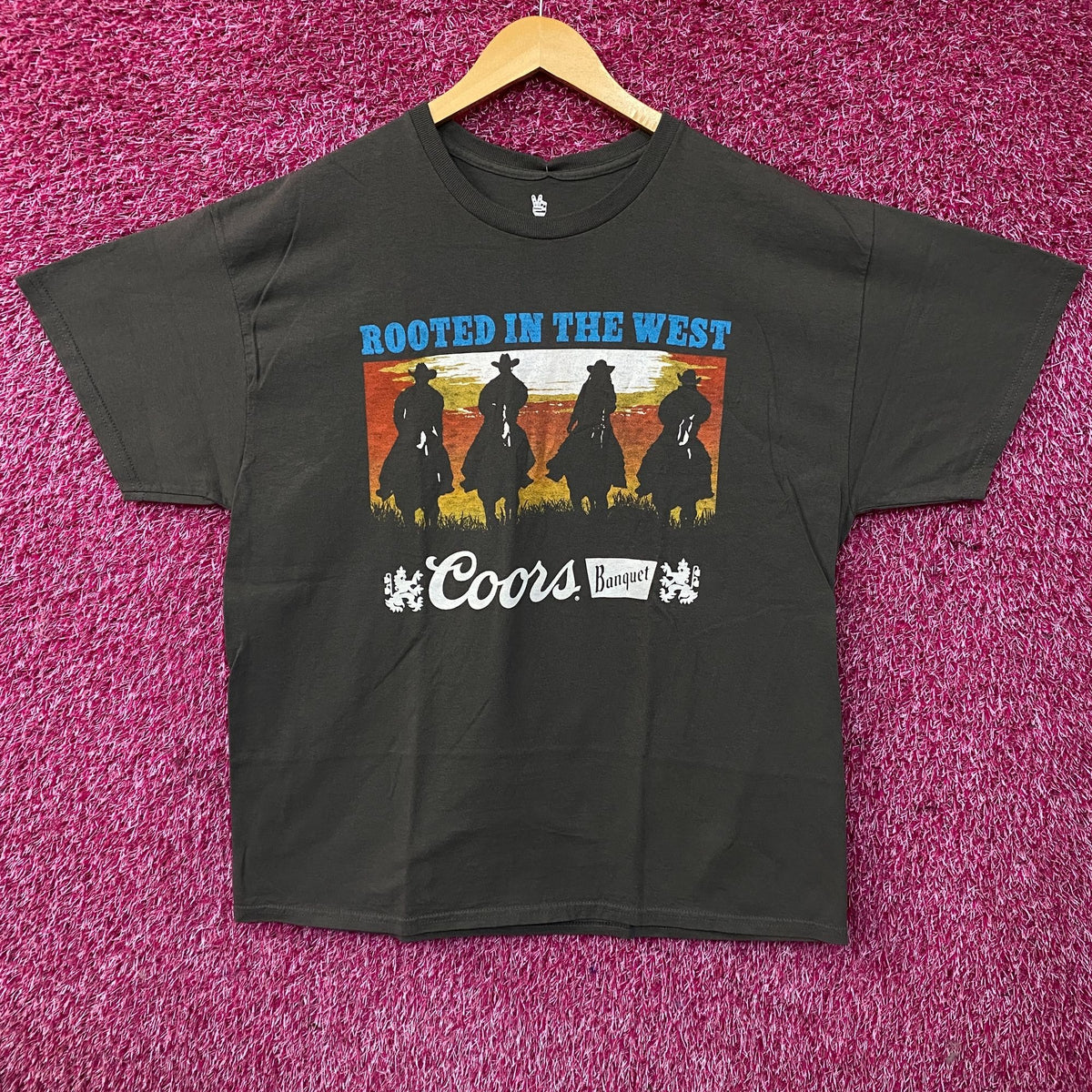 Coors Banquet Rooted in the West Vintage Style Tee XL