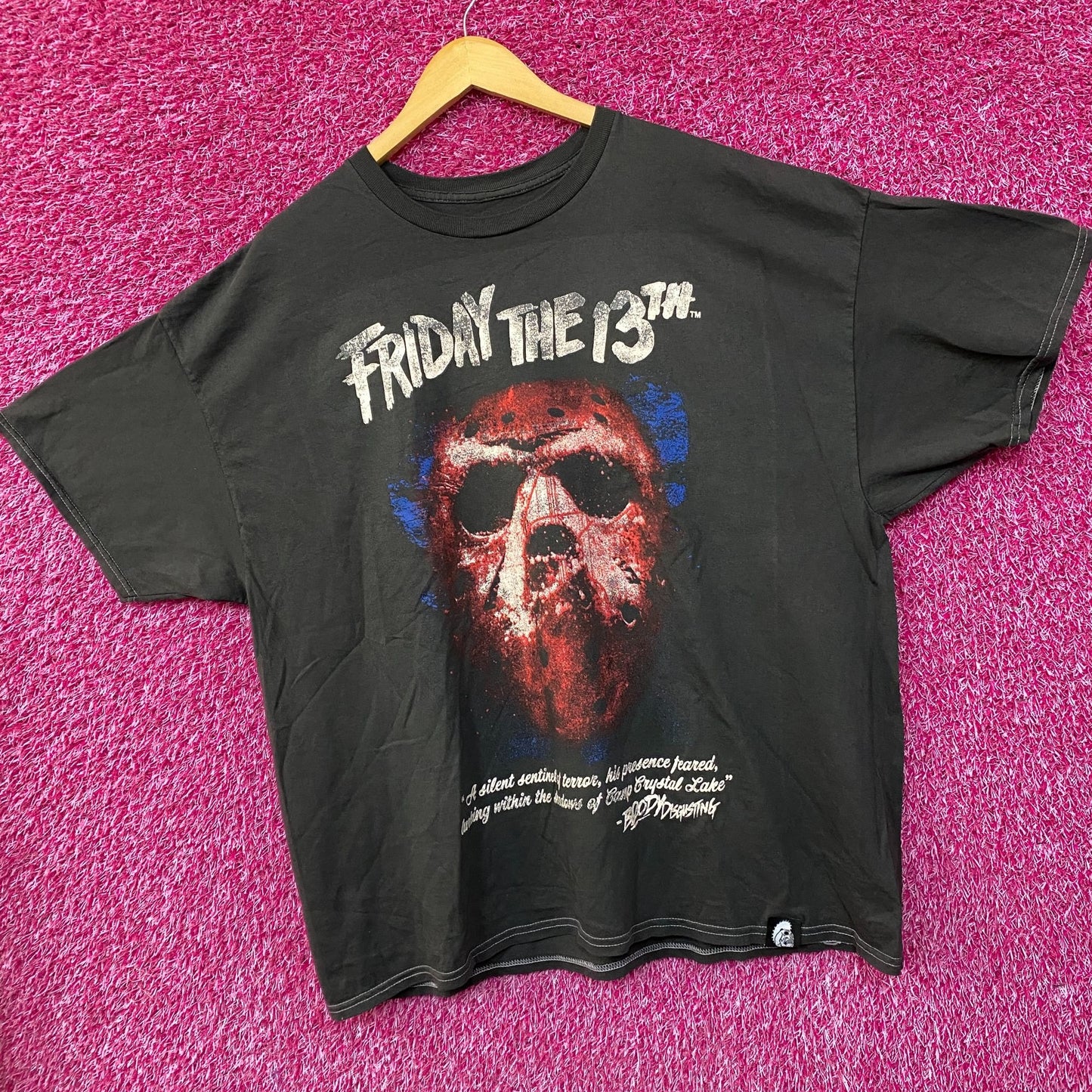 Friday The 13th Jason Voorhees Hockey Mask T-Shirt XL