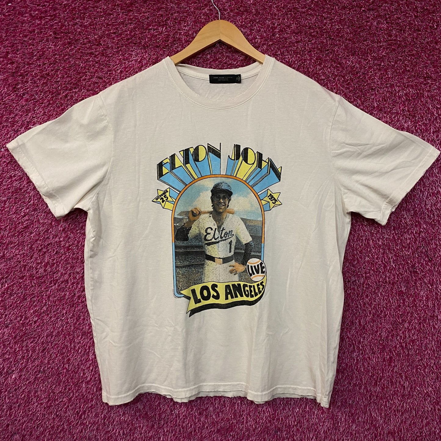 Elton John "Live in Los Angeles 1975" Graphic Women's T-Shirt 2XL