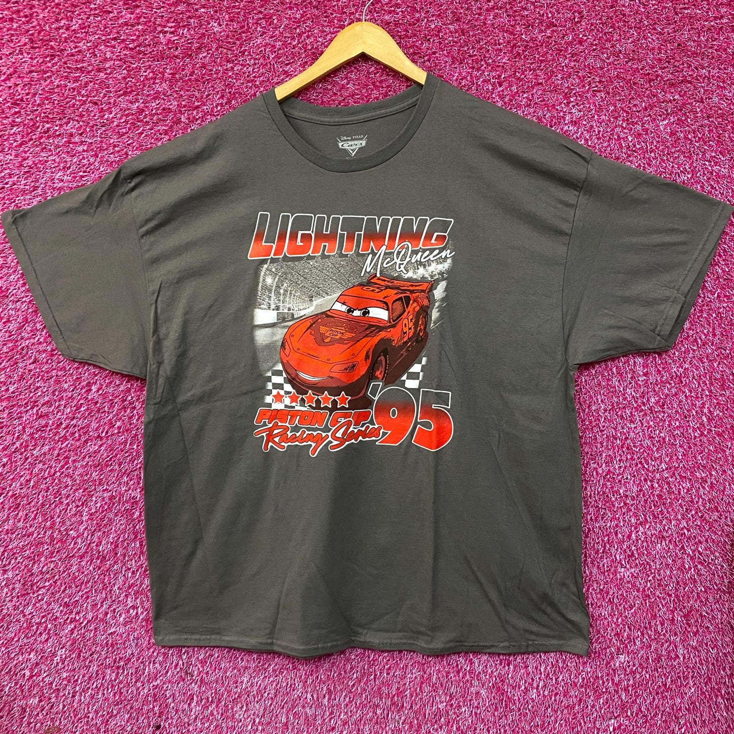 Disney Pixar Cars Lightning McQueen Piston Cup 95 T-Shirt 3XL