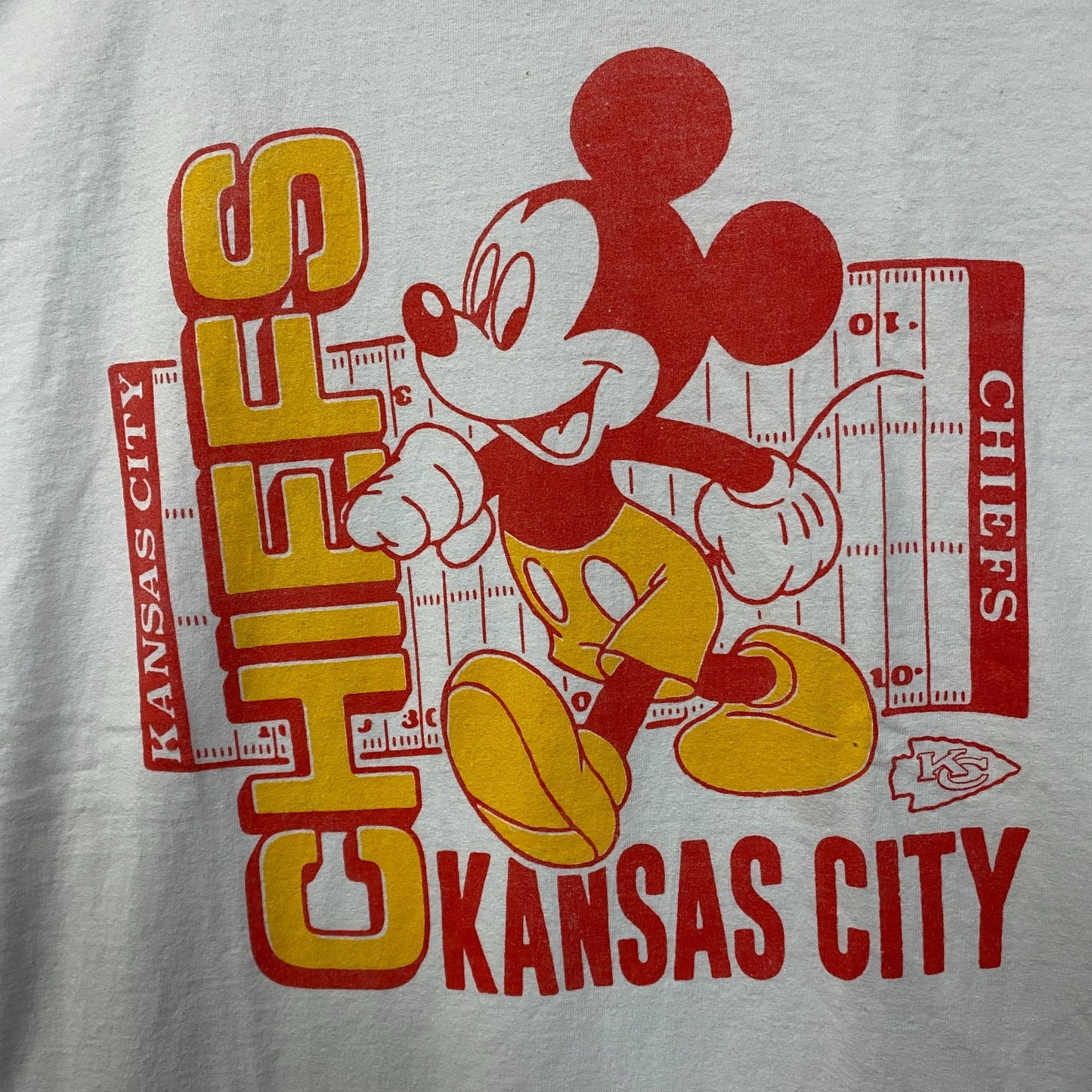 Disney x Junk Food NFL Kansas City Chiefs Mickey Mouse Field T-Shirt 2XL
