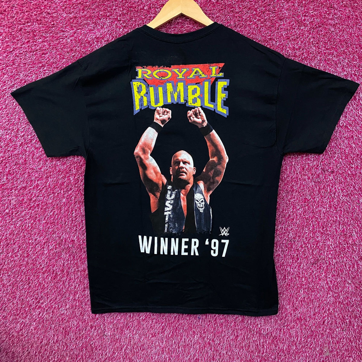 WWE "Stone Cold" Steve Austin 1997 Royal Rumble Winner Graphic T-Shirt Large