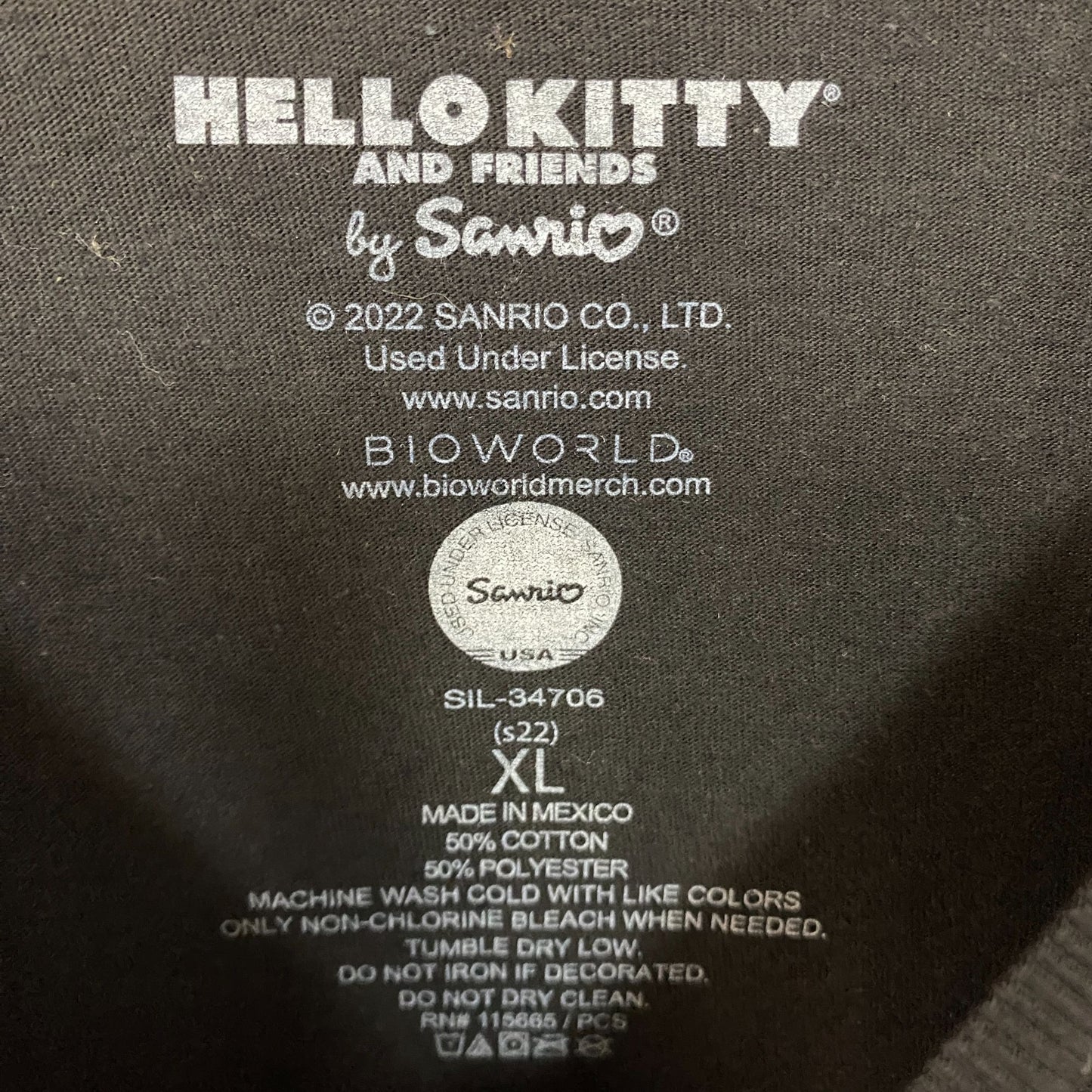 Hello Kitty and Friends My Melody and Kuromi Pajama Party Casual Fashion T-Shirt XL