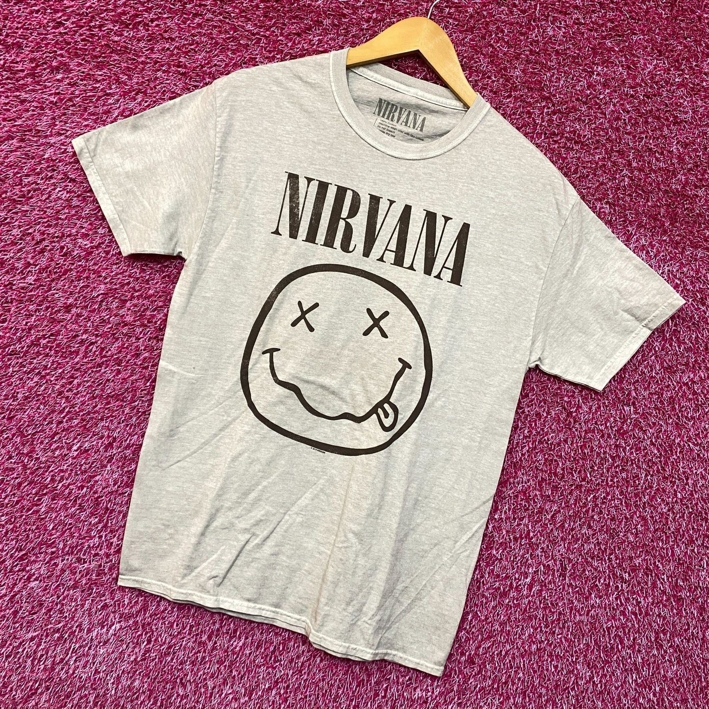 Nirvana Nevermind Gray Grunge Tshrit size Medium
