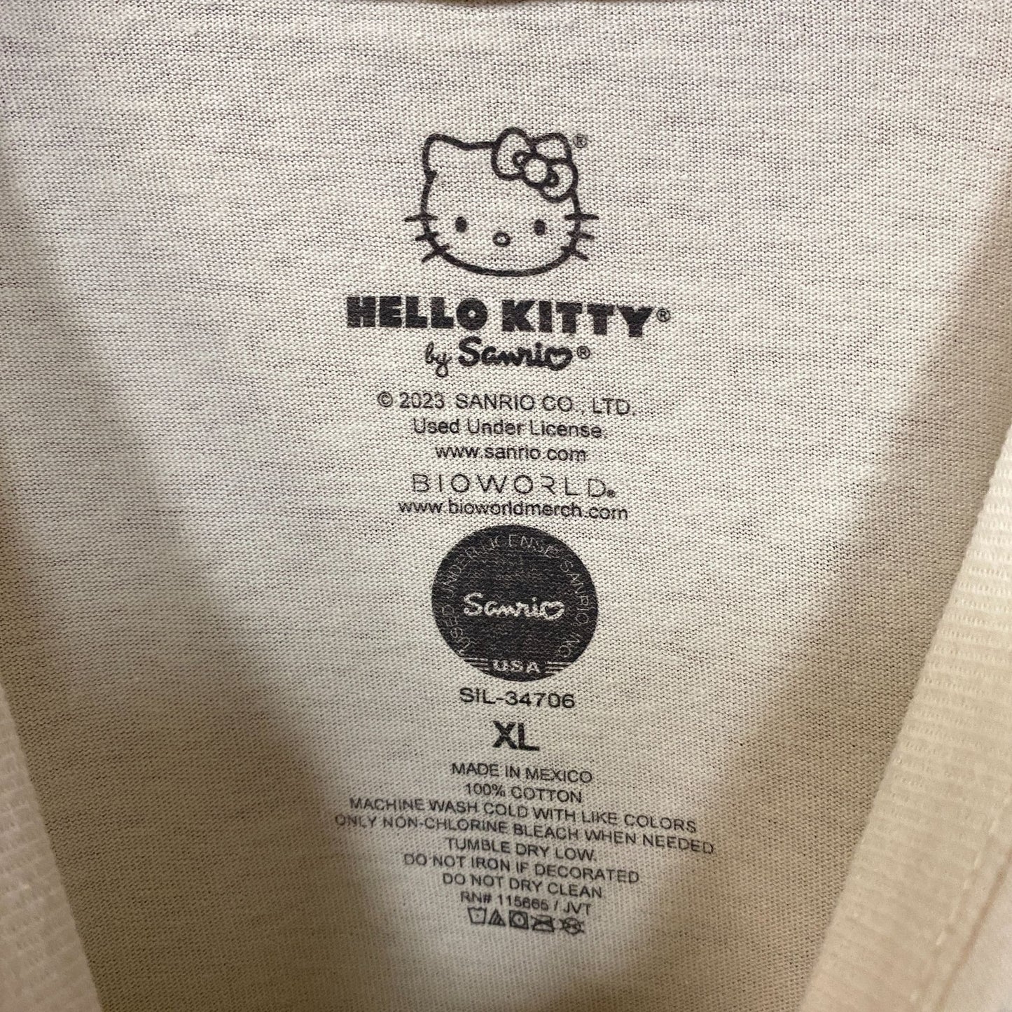 Sanrio Hello Kitty Halloween Cute Graphic T-Shirt XL