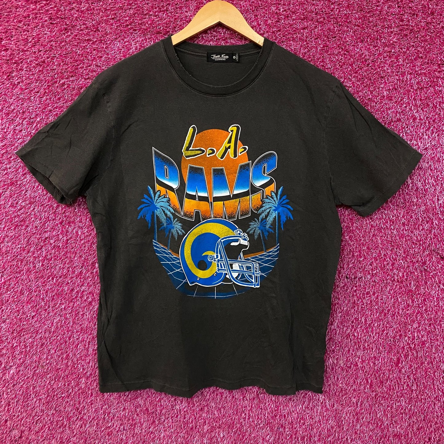 Junk Food Los Angeles Rams Sunset Vintage Style Women's T-Shirt XL