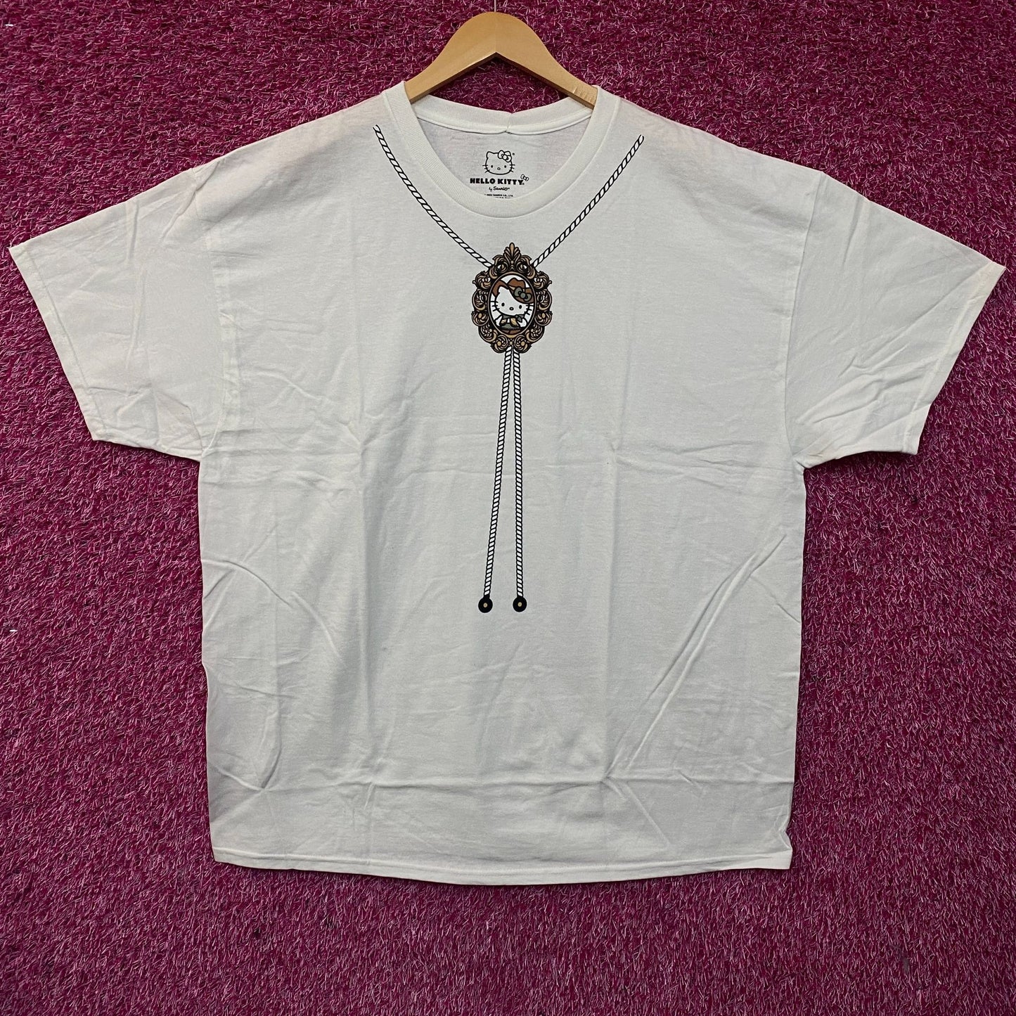 Sanrio Hello Kitty Bolo Tie Cute Graphic T-Shirt XL