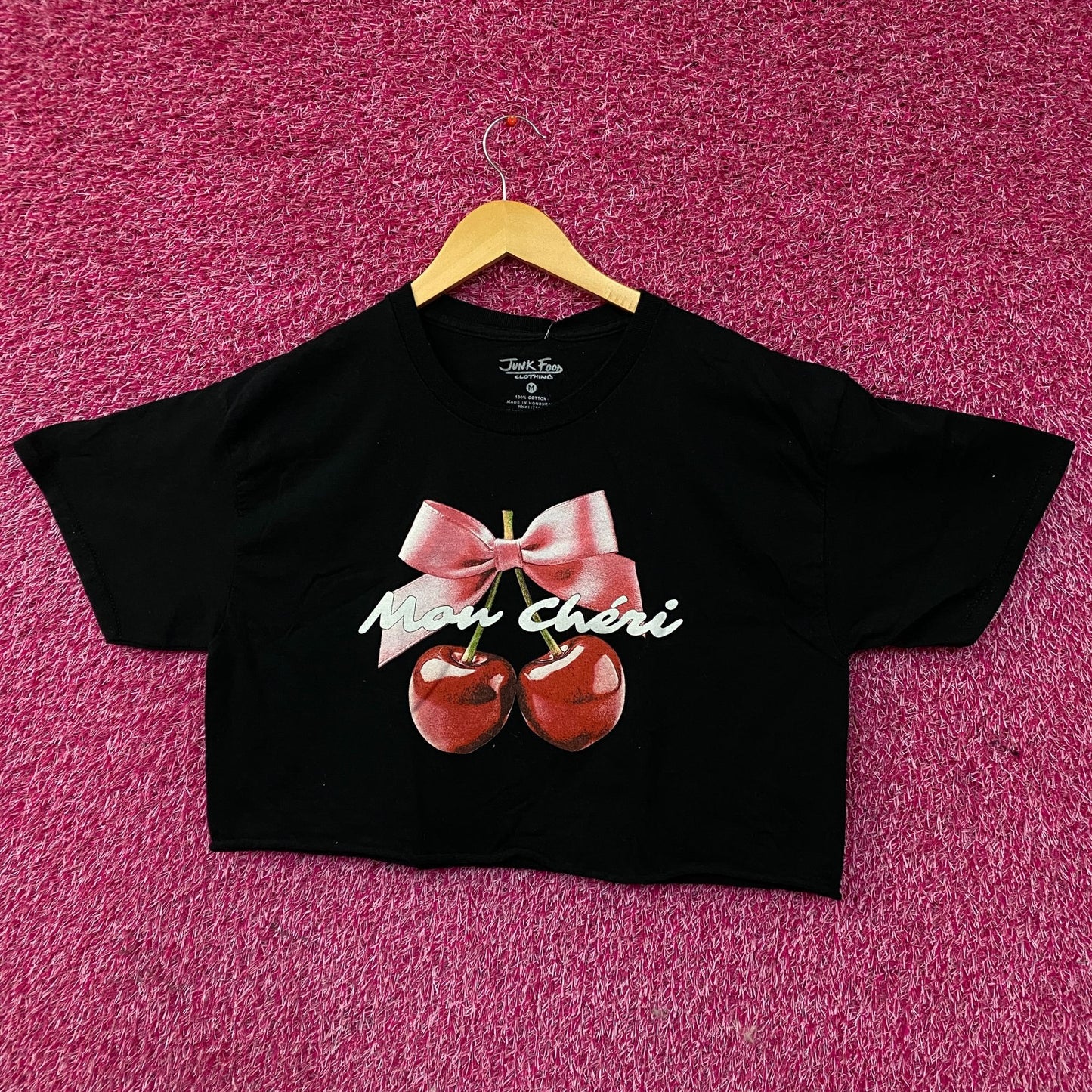 Junk Food Clothing Mon Cheri Vintage Style Graphic Crop Tee Medium
