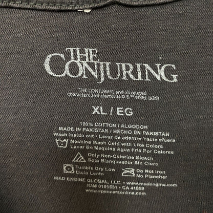 The Conjuring Annabelle Doll Graphic T-Shirt XL