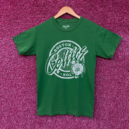 Junk Food Clothing Boston Celtics Crest Women's Vintage Style T-Shirt XS
