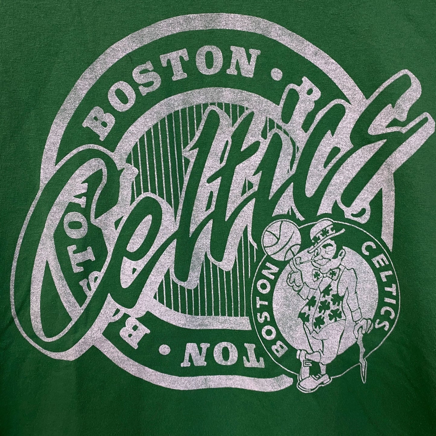 Junk Food Clothing Boston Celtics Crest Women's Vintage Style T-Shirt XS