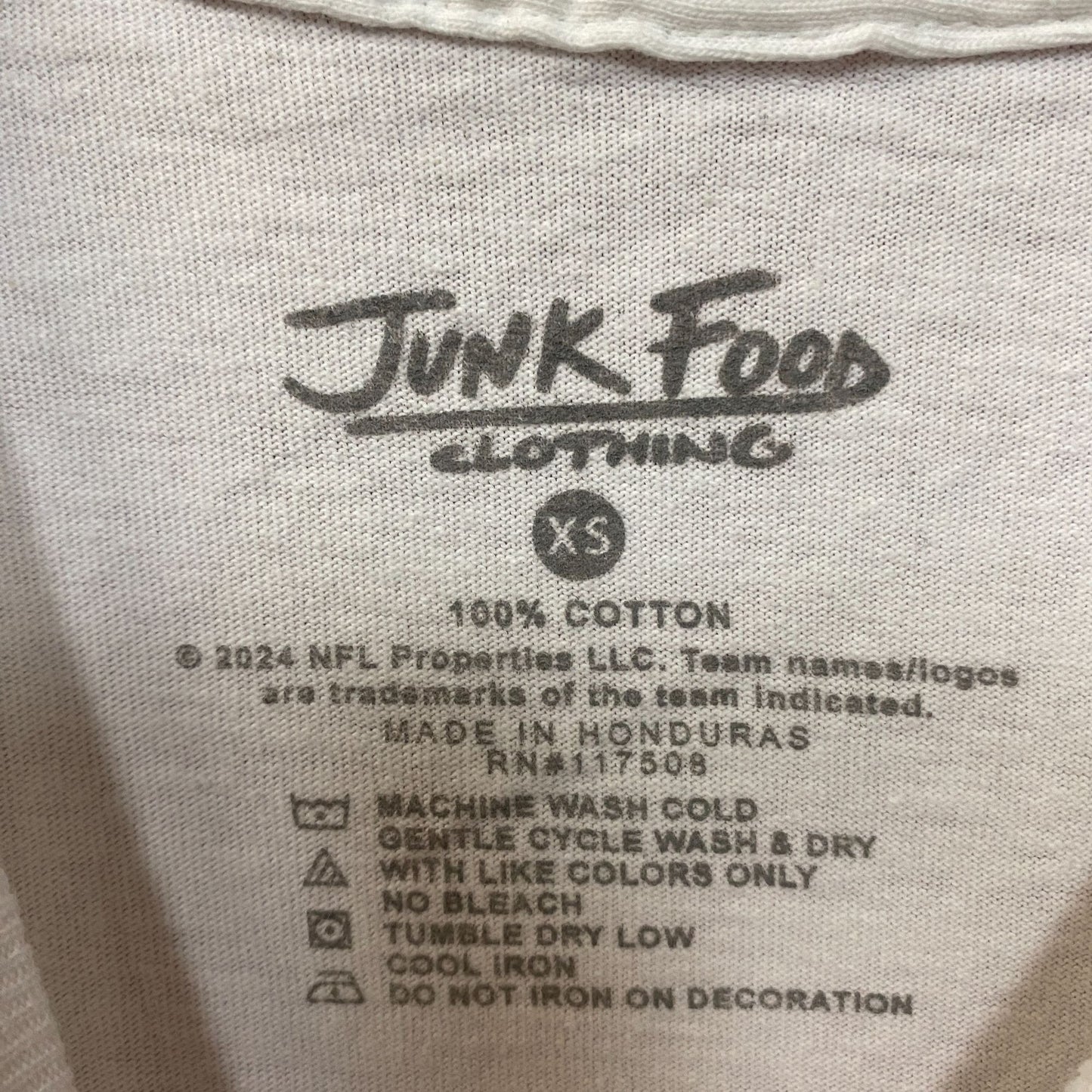 NFL Junk Food San Francisco 49rs White Helmet Logo Tee Extra Small