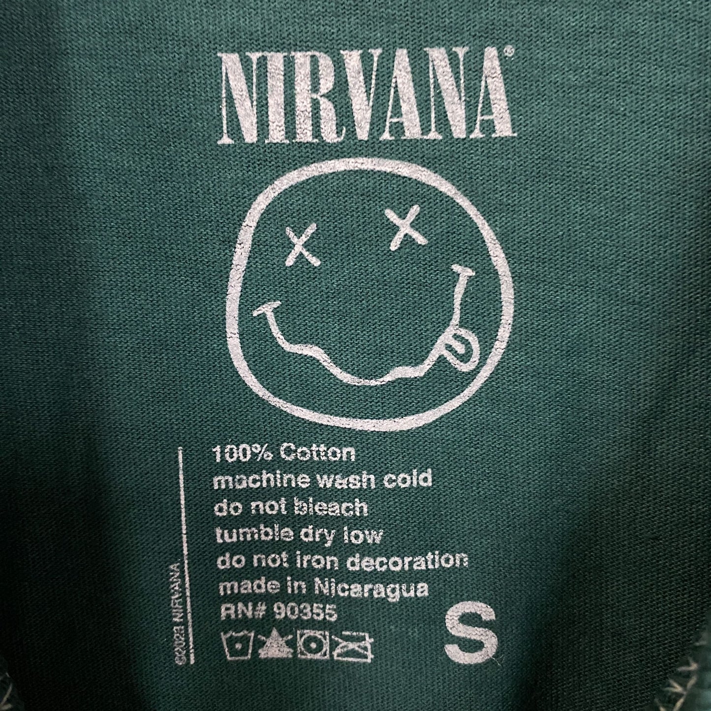 Nirvana Pink Smiley Grunge Band Graphic T-Shirt Small
