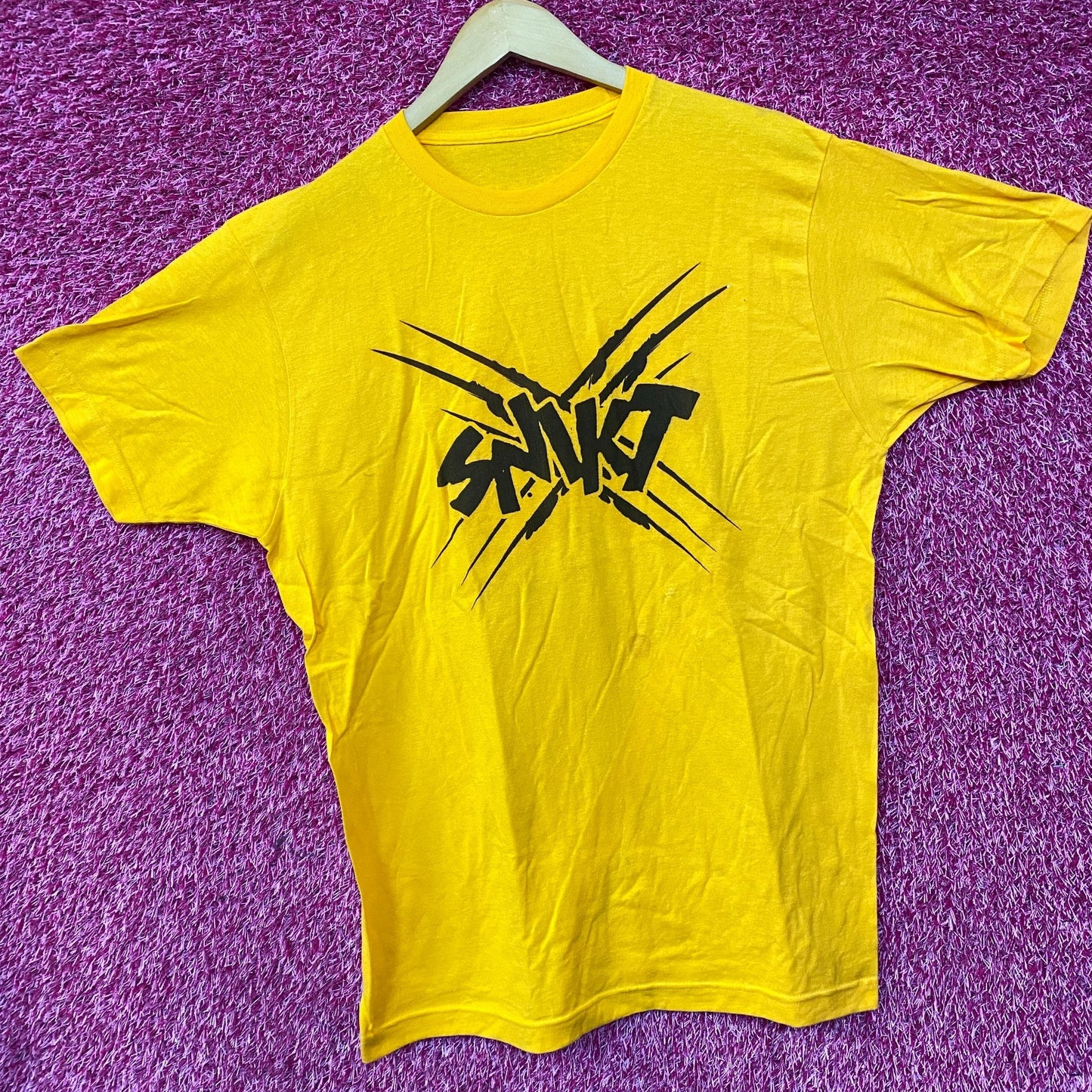 SNIKT Wolverine Claw Scratch Tshirt size Large