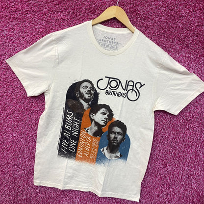 Jonas Brothers Five Albums One Night Tour T-Shirt Medium