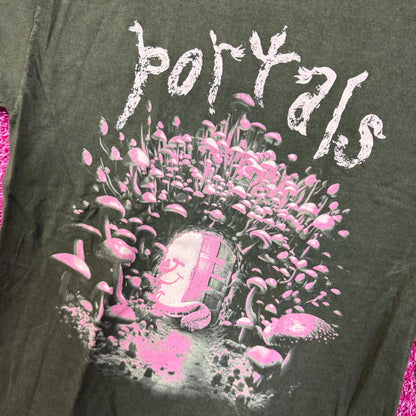 Melanie Martinez Magic Mushroom Forest Door Portals Tee M