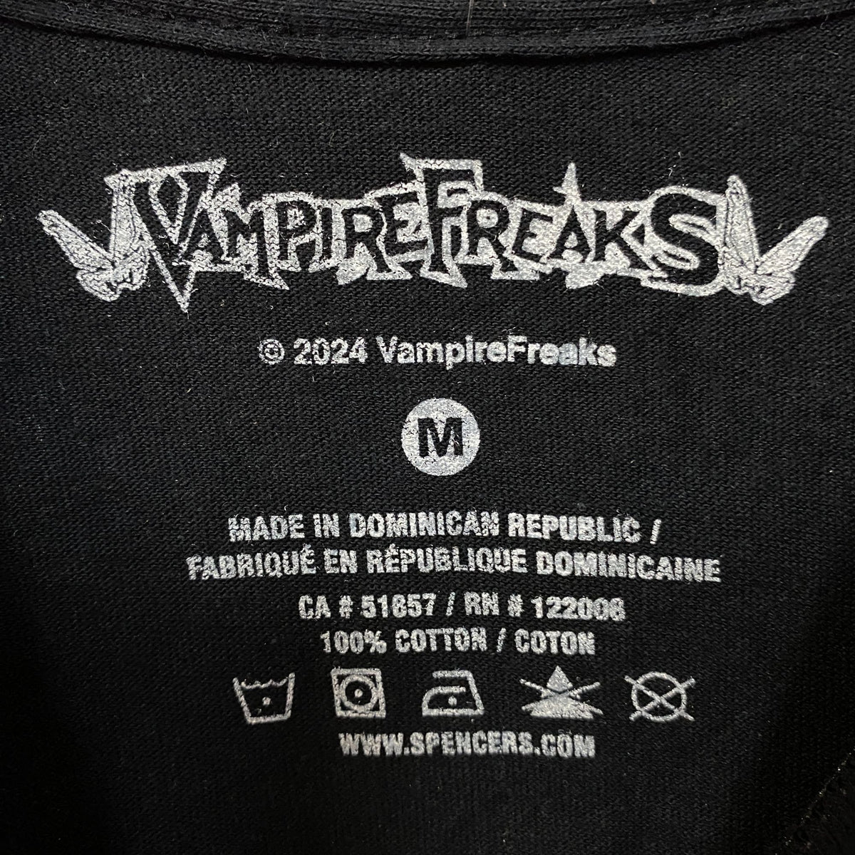 VampireFreaks Gas Mask Post-Apocalypse Graphic T-Shirt Medium