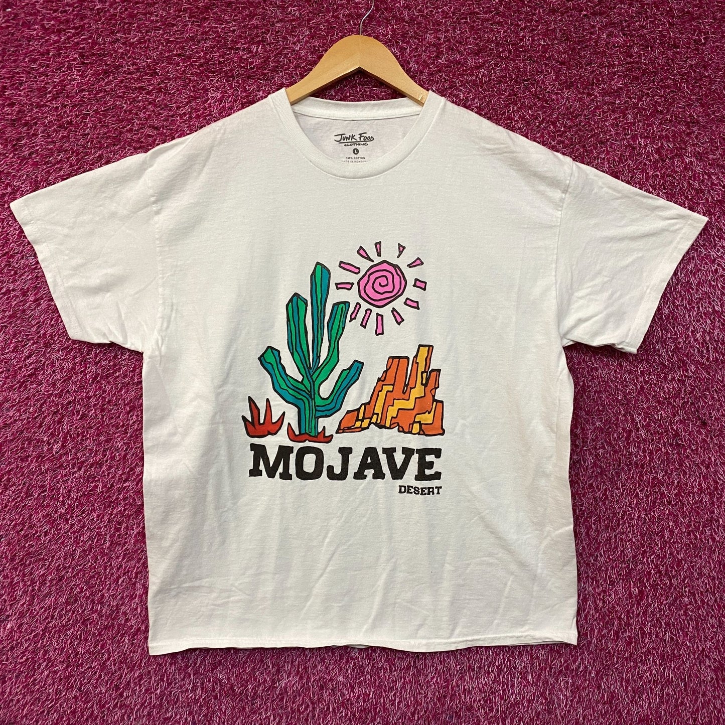 Junk Food Mojave Desert Flea Markey Graphic T-Shirt Large
