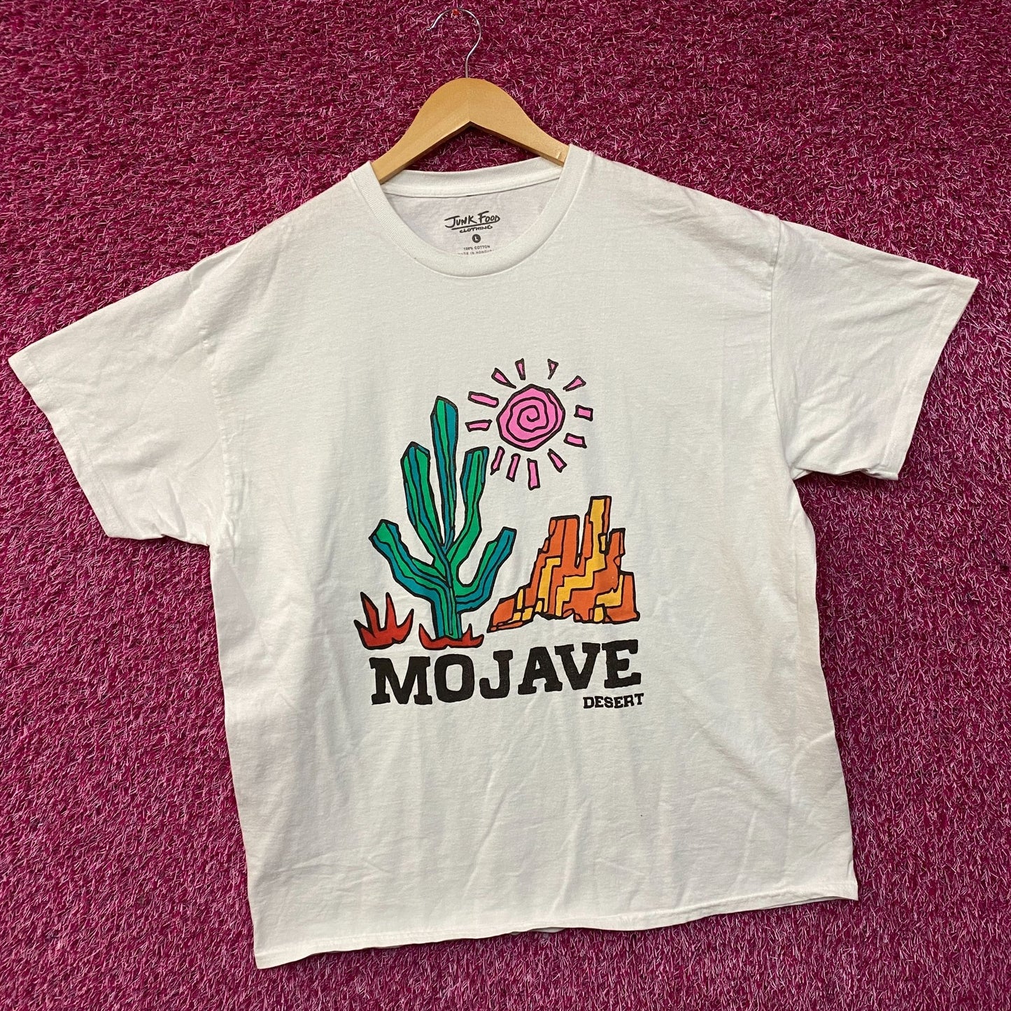 Junk Food Mojave Desert Flea Markey Graphic T-Shirt Large