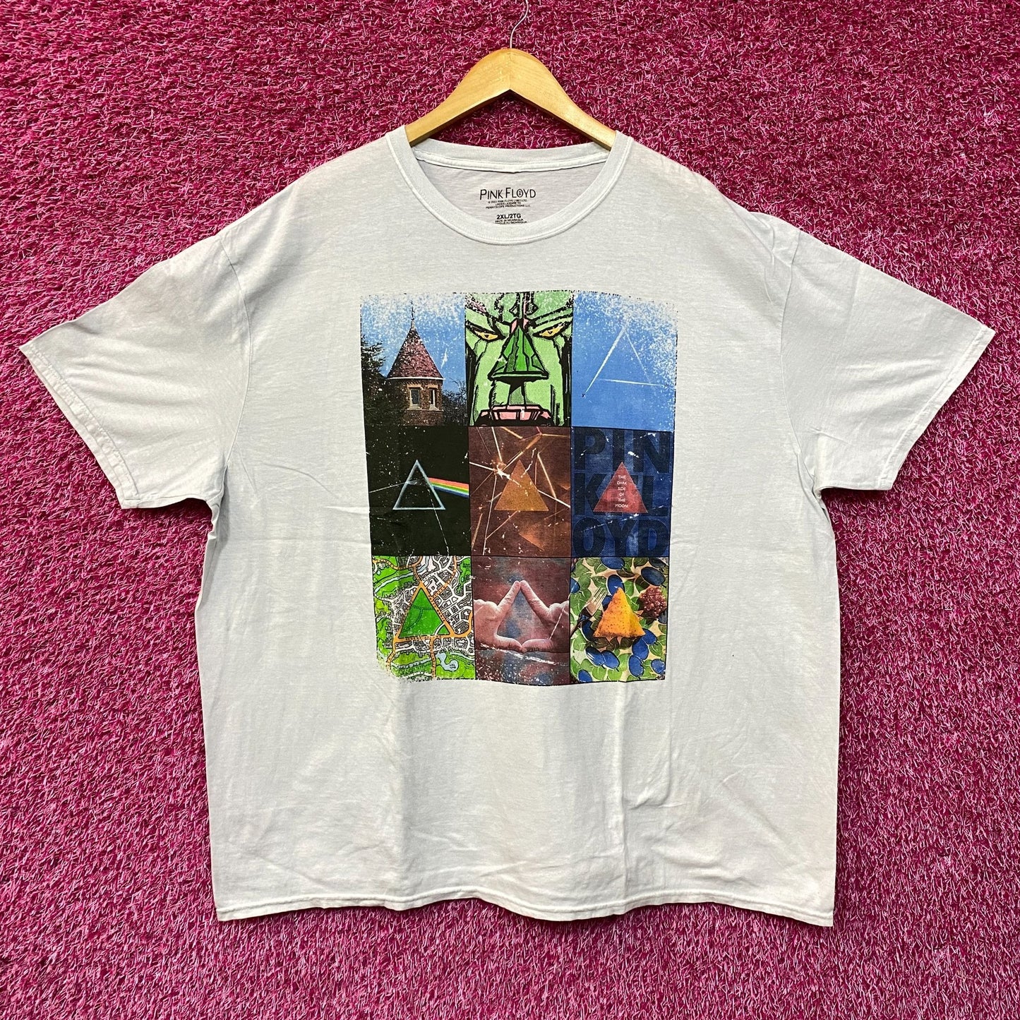 Philcos Pink Floyd Prisms Cotton Graphic T-Shirt in Off White Pigment at Nordstrom XXL