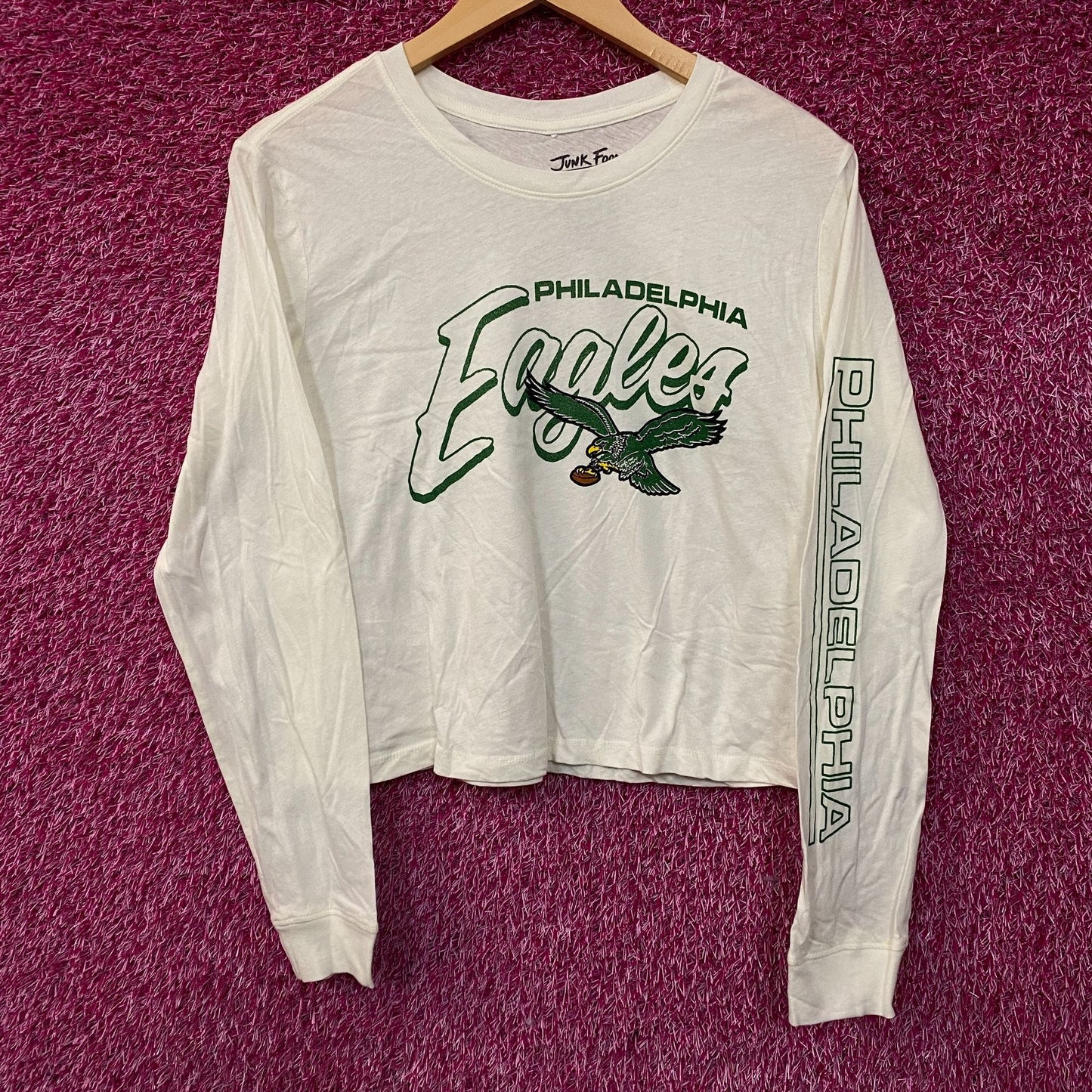Junk Food Clothing NFL Philadelphia Eagles Touchdown Long Sleeve Cropped T-Shirt XS