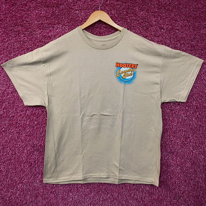 Hooters Country Club Delightfully Tacky Since 83 T-Shirt XL
