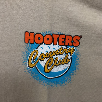 Hooters Country Club Delightfully Tacky Since 83 T-Shirt XL