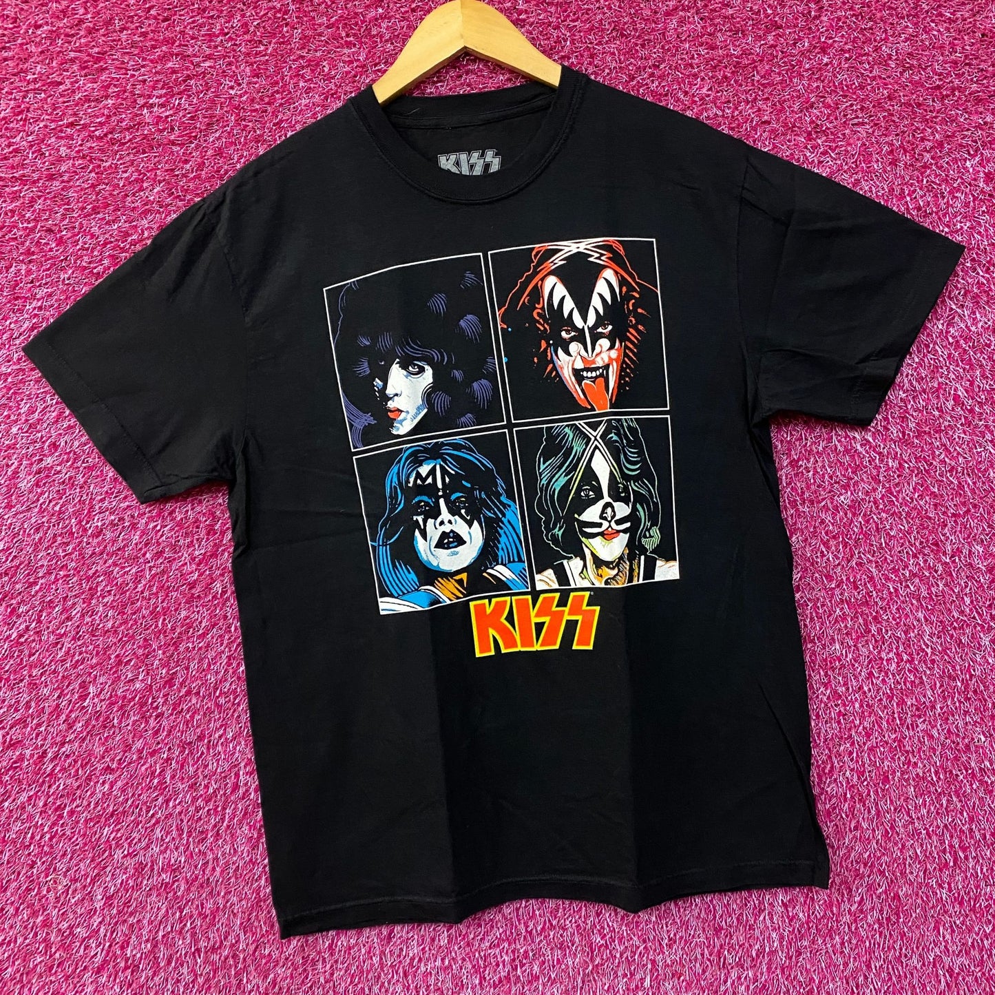 Kiss Unmasked Album Art T-Shirt Glam Rock T-Shirt Large