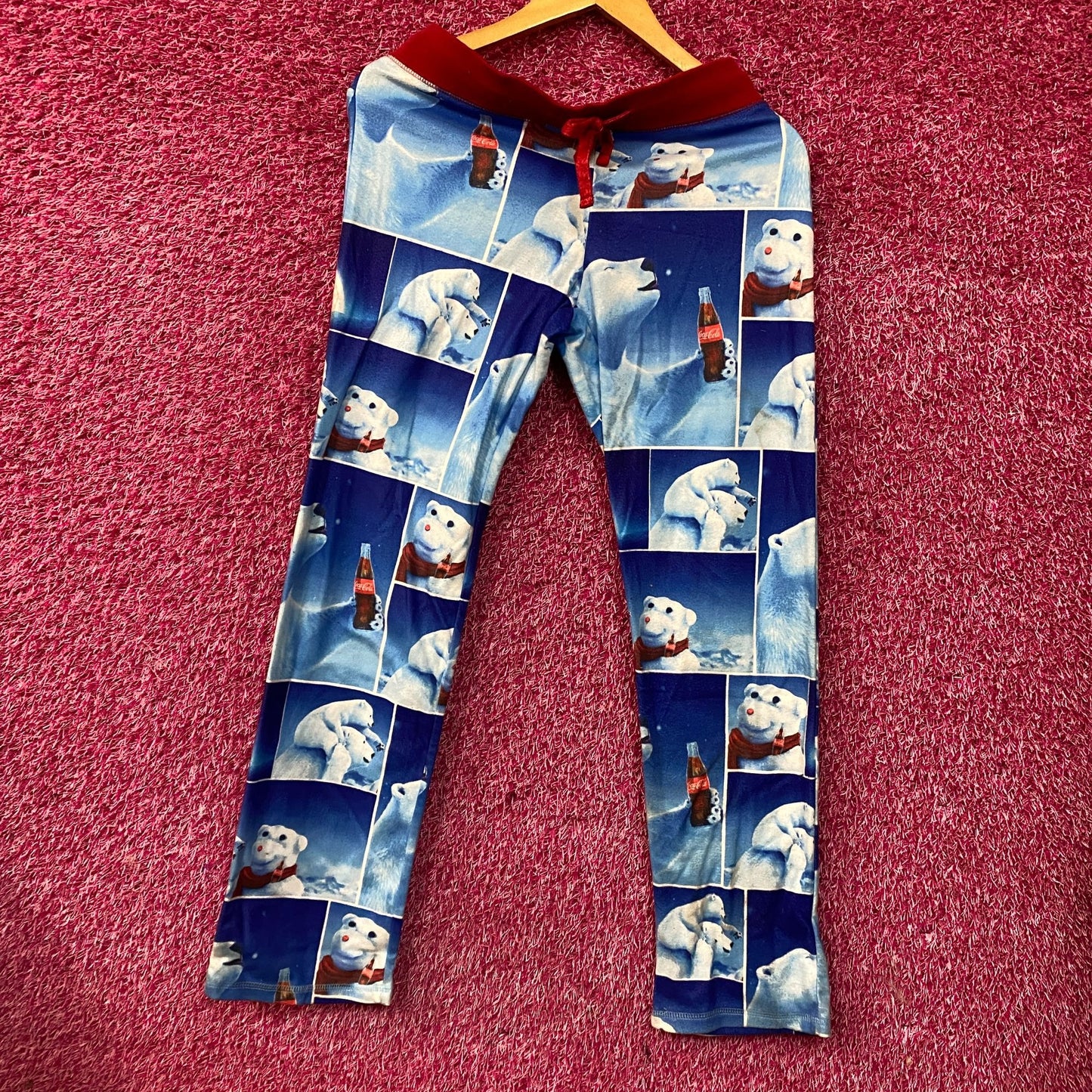 Coca-Cola Polar Bears  Plush Fleece Lounge Pants  Medium
