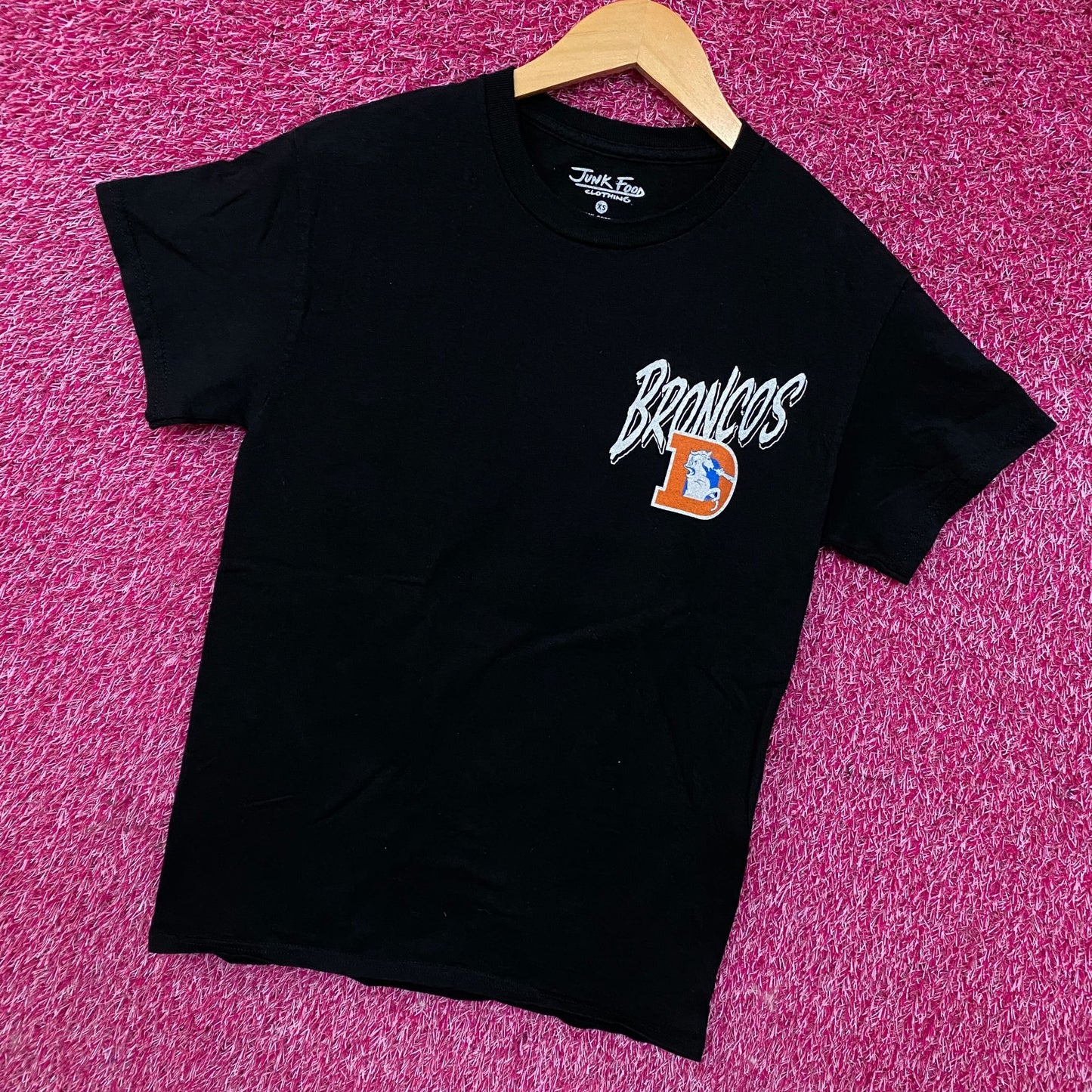 Junk Food Clothing NFL Denver Broncos Shift T-Shirt XS