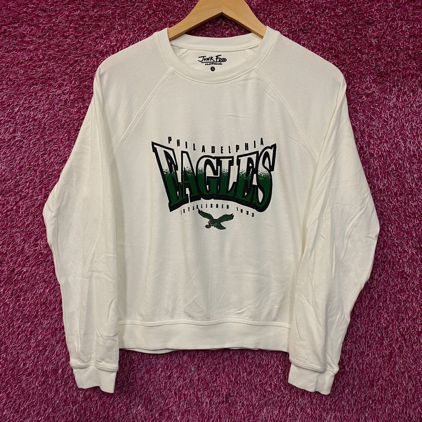 Junk Food Clothing Philadelphia Eagles Logo Crop Crewneck Sweatshirt Small