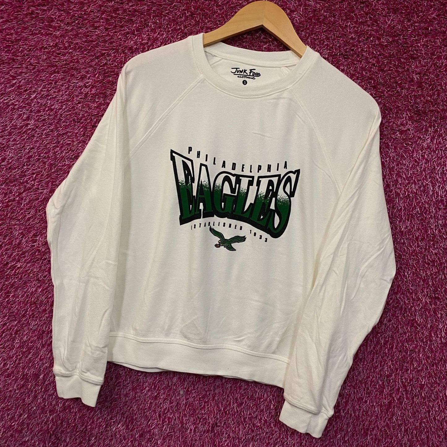 Junk Food Clothing Philadelphia Eagles Logo Crop Crewneck Sweatshirt Small