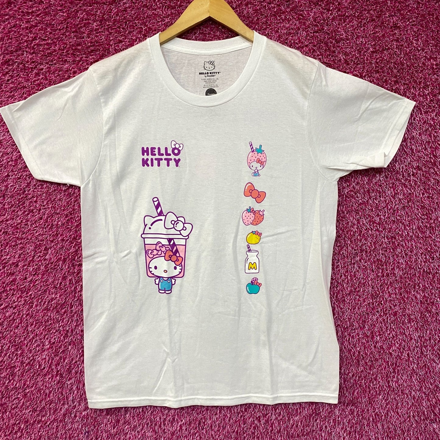 Hello Kitty Strawberry Milk Boba Tea Sanrio Kawaii T-Shirt L