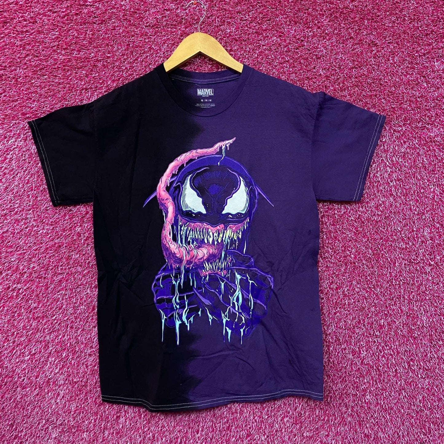 Venom purple/black split dye Tshirt size medium