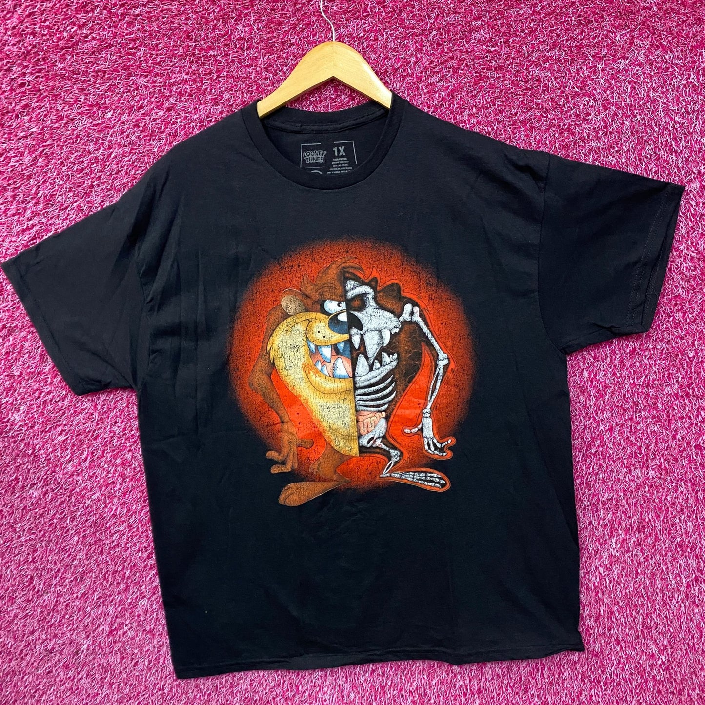 Looney Tunes Taz The Tasmanian Devil T-Shirt XL