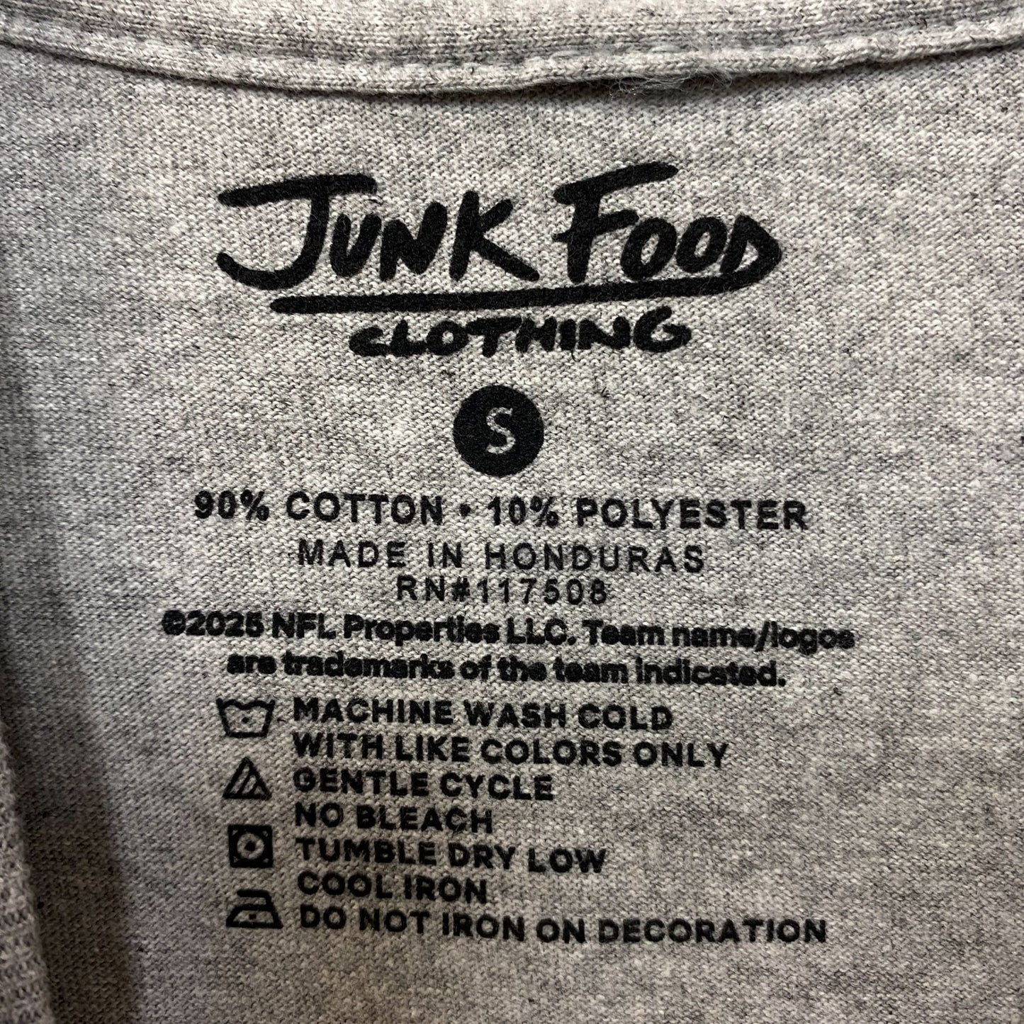 Junk Food Clothing Philadelphia Eagles Bootleg Flea Market Tee Small