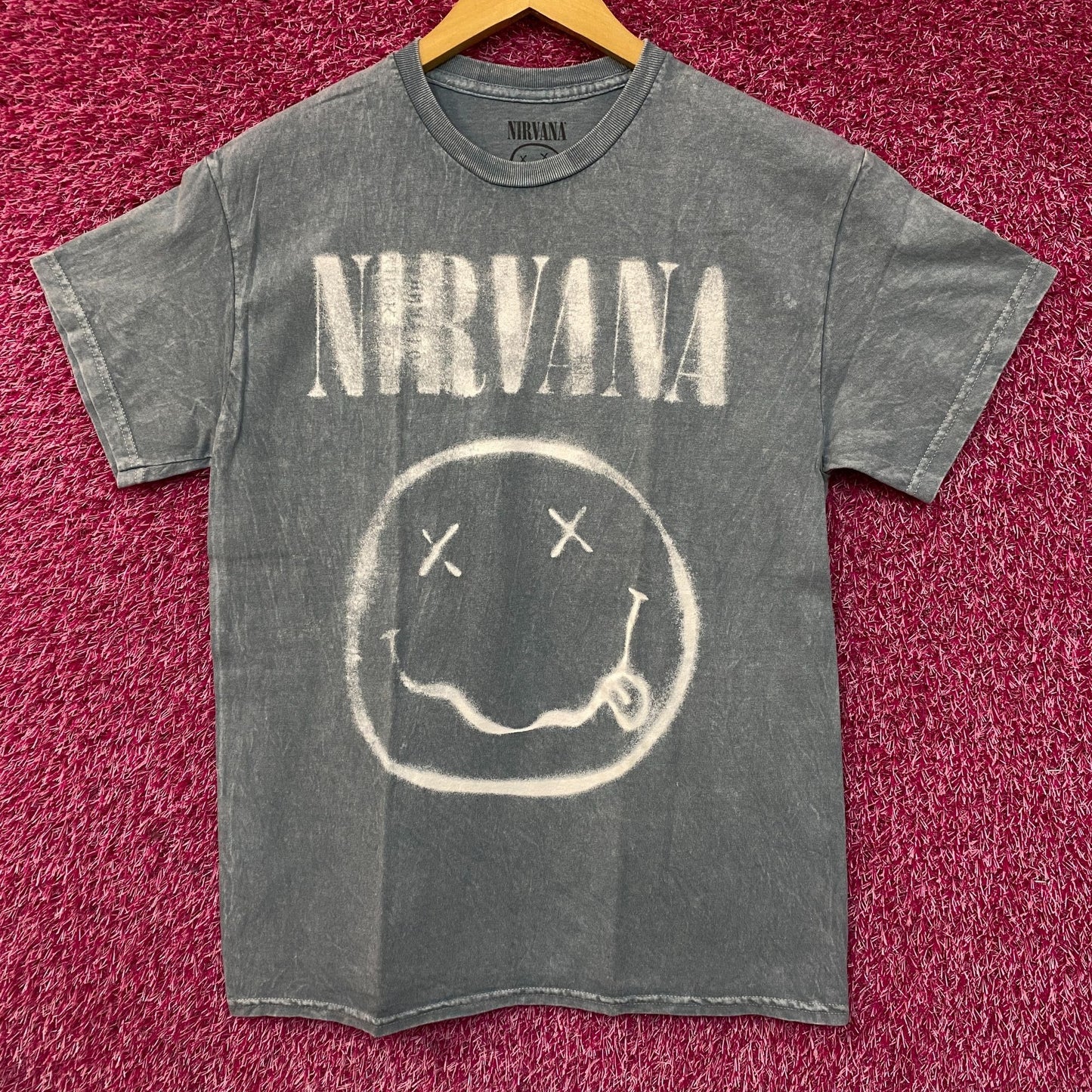 Nirvana Nevermind Smiley Grunge Band T-Shirt Medium