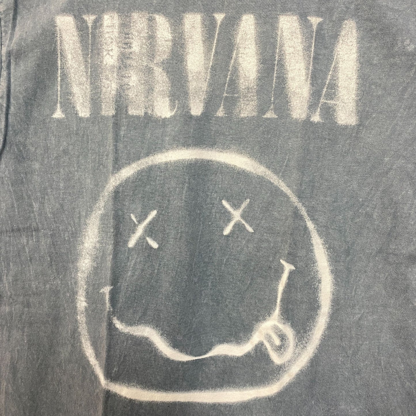 Nirvana Nevermind Smiley Grunge Band T-Shirt Medium
