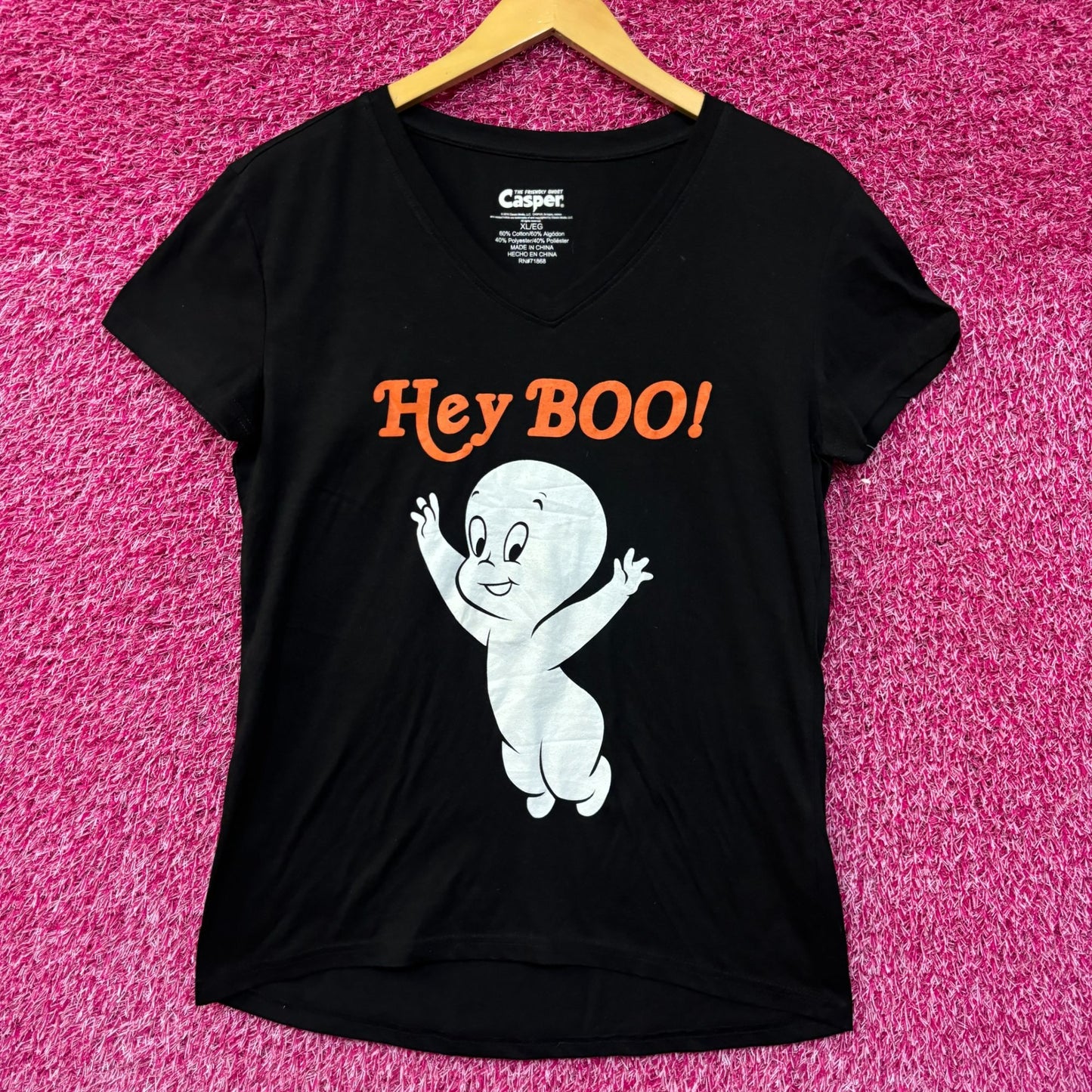 Friendly Ghost Casper Women’s v neck Tshirt size XL